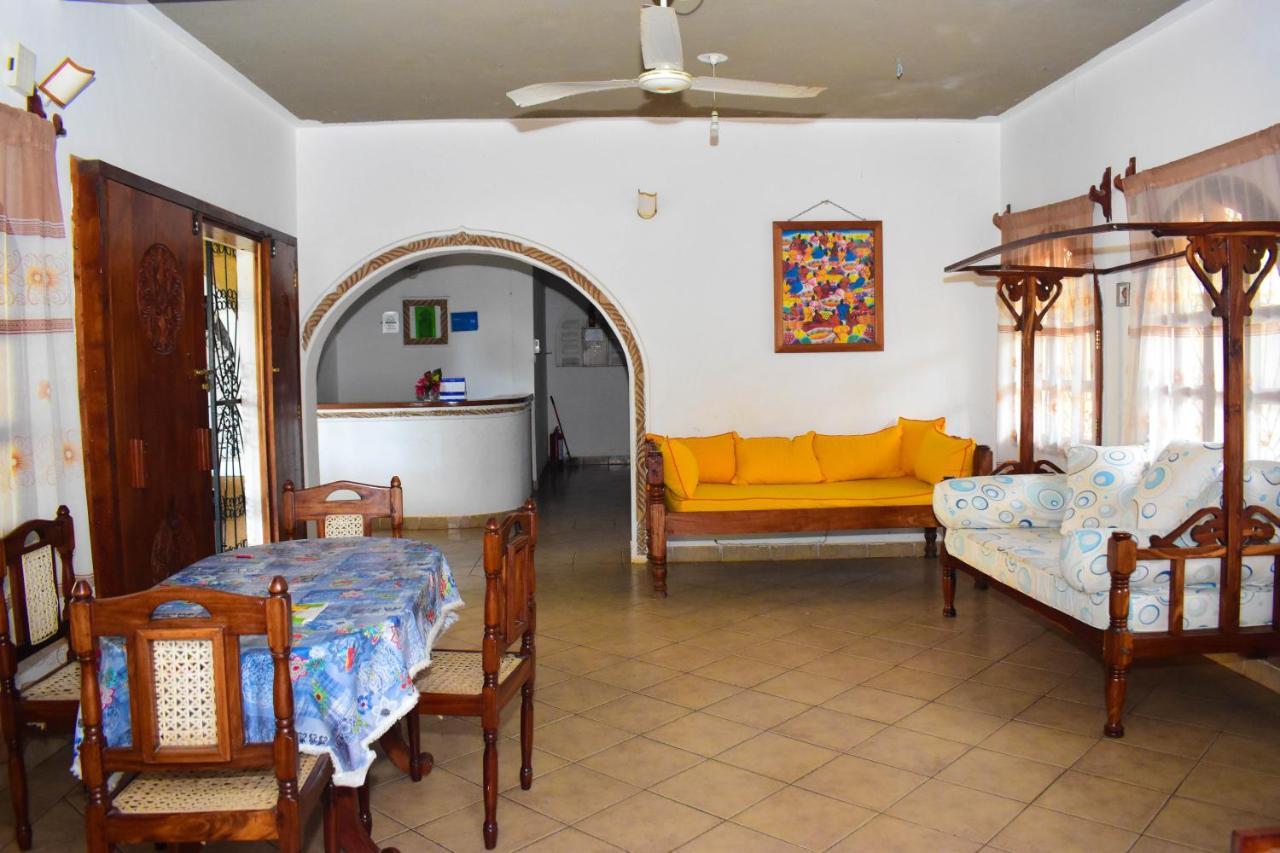 Joysvilla Family Holiday Home 말린디 외부 사진